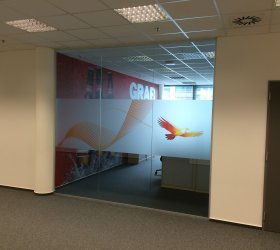 Barevný tisk na mléčnou fólii